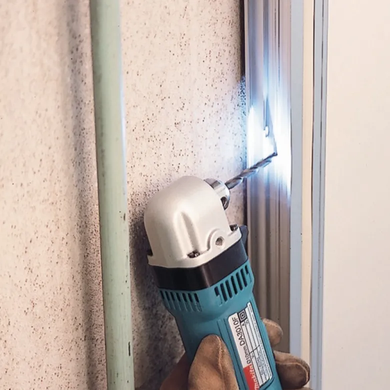 Makita DA3010F vinkelborrmaskin