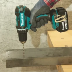 Makita DDF482RTJ Borrskruvdragare 18V, komplett 5,0Ah