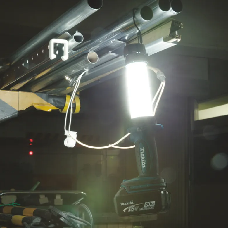 Makita DML806 Arbetslampa 18V, 620 lumen