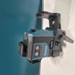 Makita SK700D Multilinjelaser 12V (röd)( demomaskin)+ Batteripaket-på-köpet